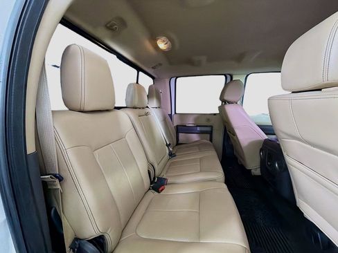 Used 2016 Ford F250 Lariat w/ Lariat Interior Package image 27