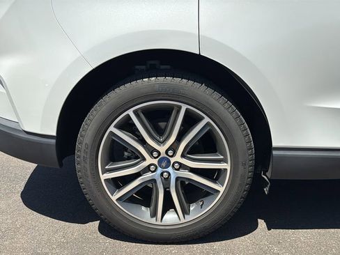 Used 2020 Ford Edge Titanium FWD image 26