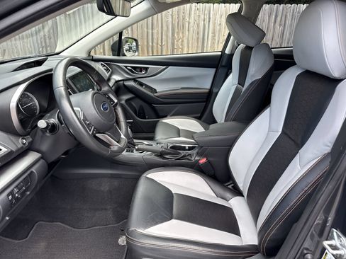 Used 2023 Subaru Crosstrek 2.5i Limited AWD/4WD image 9