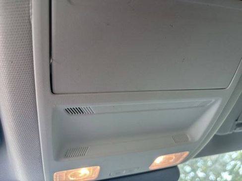 Used 2022 Ford Escape SE FWD image 28