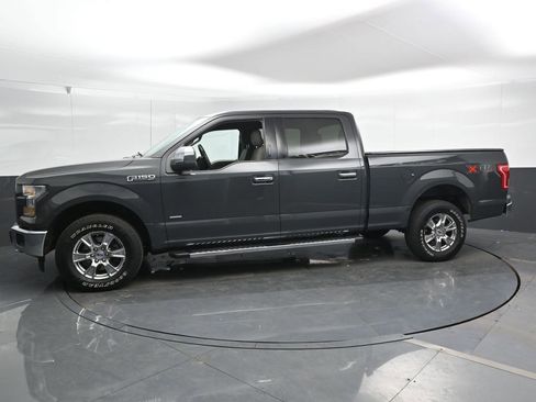 Used 2017 Ford F150 XLT w/ XTR Package image 6