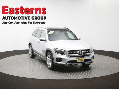 Used 2022 Mercedes-Benz GLB 250 4MATIC w/ Premium Package Lite image 50