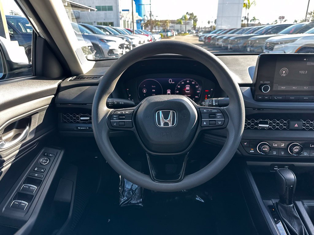 Used 2023 Honda Accord EX image 19