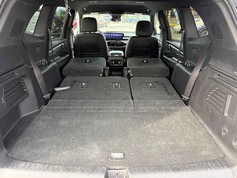 Used 2026 Buick Enclave Preferred AWD/4WD image 7