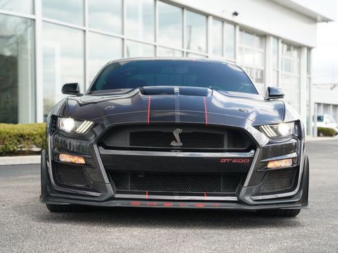 Used 2022 Ford Mustang Shelby GT500 w/ Technology Package RWD image 39