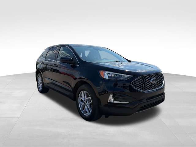 Used 2023 Ford Edge SEL w/ Convenience Package AWD/4WD image 3