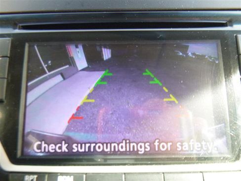 Used 2015 Nissan Frontier SV w/ SV Value Truck Package image 15