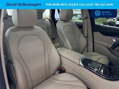 Used 2022 Mercedes-Benz GLC 300 w/ Premium Package Lite image 27