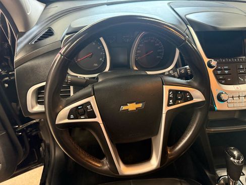 Used 2017 Chevrolet Equinox LT FWD image 13