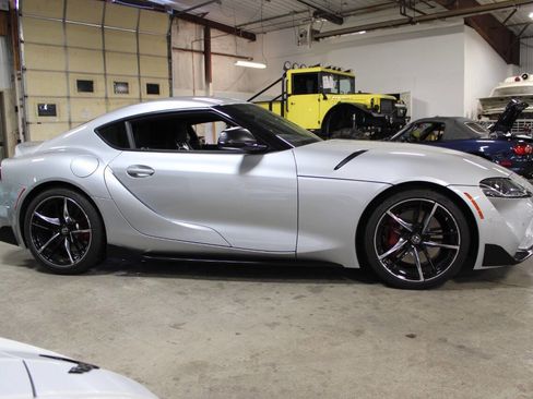 Used 2020 Toyota Supra Premium image 7