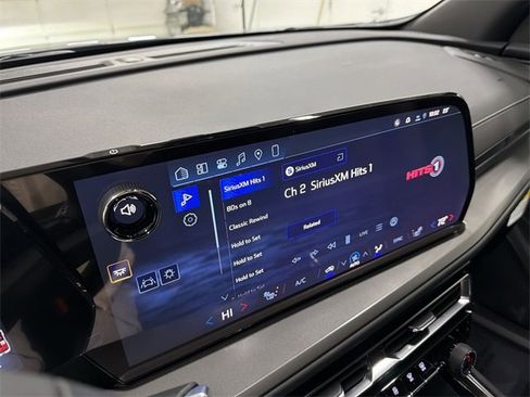 New 2026 Chevrolet Traverse LT w/ LPO, Floor Liner Package image 26