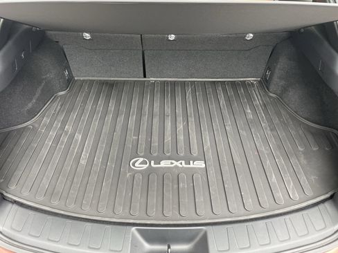 Used 2025 Lexus UX 300h AWD image 34