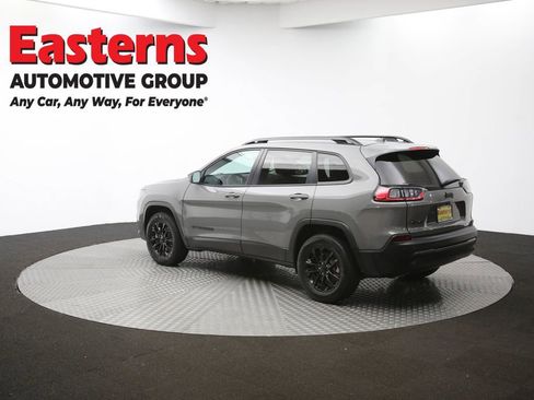 Used 2023 Jeep Cherokee Altitude Lux image 63