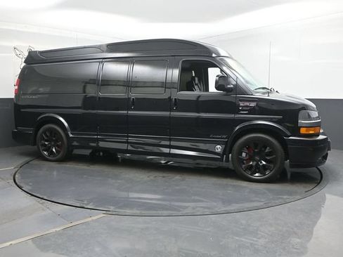 Used 2025 Chevrolet Express 2500 Extended w/ Driver Convenience Package RWD image 1