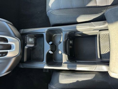 Used 2019 Honda CR-V LX image 18