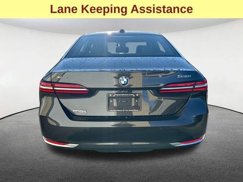 Used 2025 BMW 530i xDrive AWD/4WD image 8