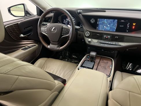 Used 2018 Lexus LS 500 AWD image 32