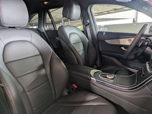 Used 2019 Mercedes-Benz GLC 300 image 19