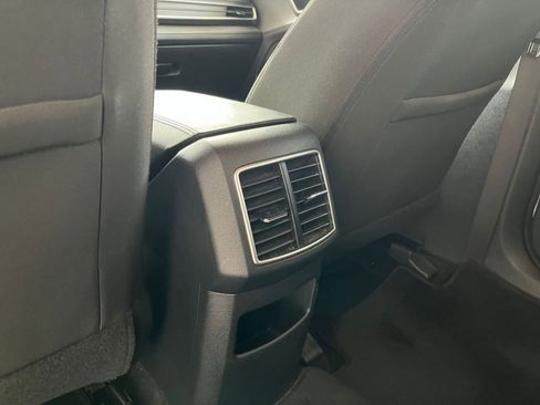 Used 2025 Kia Sportage LX image 34