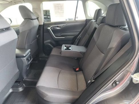 Used 2025 Toyota RAV4 XLE w/ Convenience Package AWD/4WD image 17