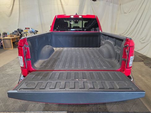 Used 2021 RAM 1500 Big Horn AWD/4WD image 19