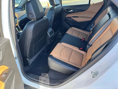 Used 2021 Chevrolet Equinox Premier image 14