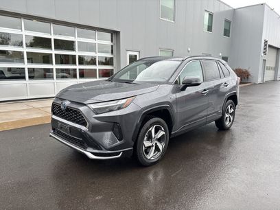 Used 2023 Toyota RAV4 SE w/ Weather & Moonroof Package