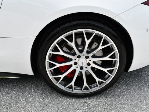 Used 2024 Mercedes-Benz SL 55 AMG 4MATIC image 85