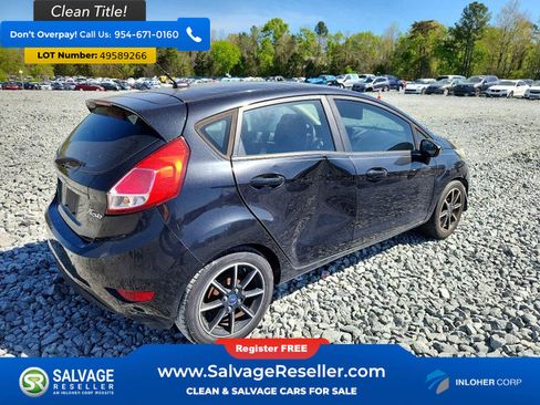 Used 2015 Ford Fiesta SE w/ Equipment Group 201A image 4