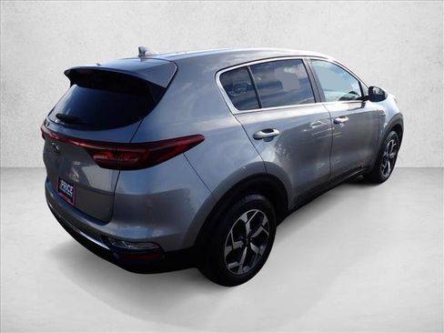 Used 2022 Kia Sportage LX AWD/4WD image 4