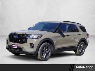 New 2026 Ford Explorer ST-Line video 1