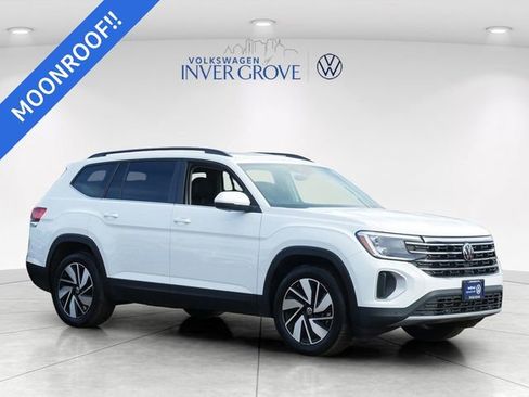Certified 2025 Volkswagen Atlas SE w/ Panoramic Sunroof Package AWD/4WD image 1