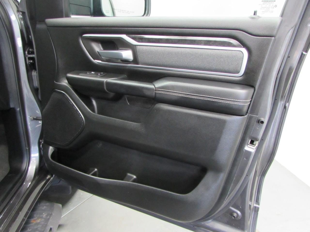 Used 2020 RAM 1500 Big Horn AWD/4WD image 16
