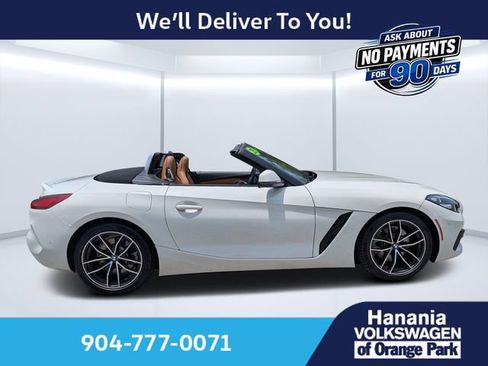 Used 2020 BMW Z4 sDrive30i w/ Convenience Package RWD image 2