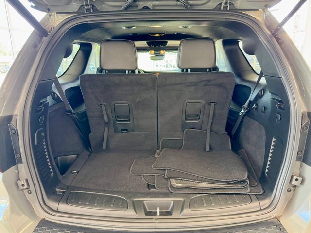 Used 2023 Dodge Durango R/T w/ Hemi Orange Plus Package AWD/4WD image 6