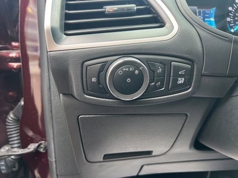 Certified 2024 Ford Edge SEL w/ Convenience Package image 24