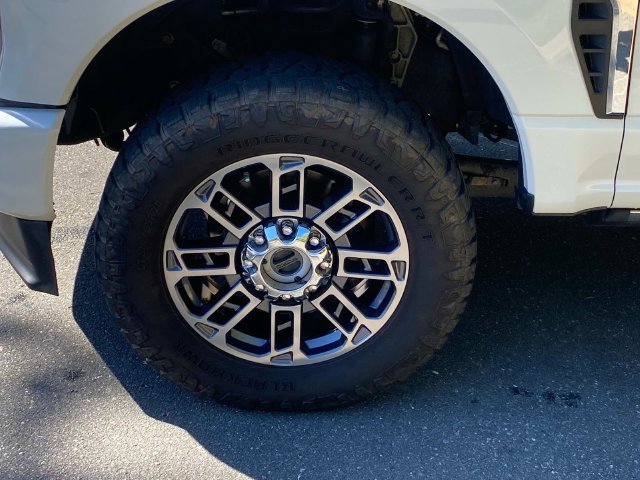 Used 2024 Ford F350 Limited w/ FX4 Off-Road Package AWD/4WD image 6