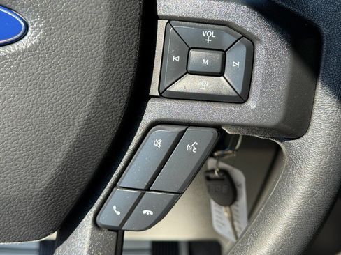 Used 2022 Ford F250 XL w/ Power Equipment Group image 19