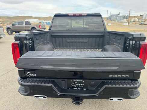 Used 2024 GMC Sierra 1500 Denali w/ Denali Reserve Package AWD/4WD image 19
