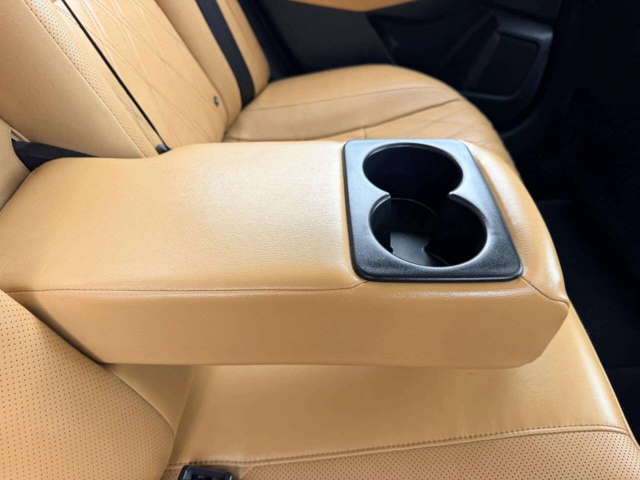 Used 2020 Nissan Sentra SV w/ SV Premium Package FWD image 23