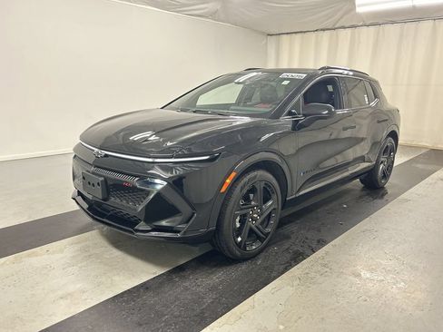 Certified 2025 Chevrolet Equinox EV RS FWD image 5