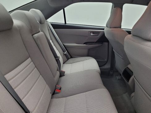 Used 2017 Toyota Camry LE FWD image 19