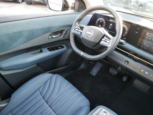 Certified 2024 Nissan Ariya AWD image 9