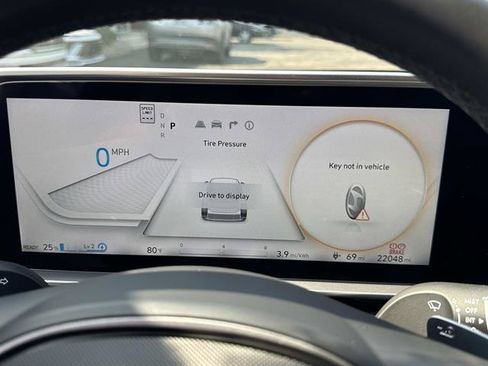 Used 2024 Hyundai Ioniq 6 SE RWD image 18
