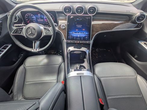 Certified 2025 Mercedes-Benz GLC 300 4MATIC image 12
