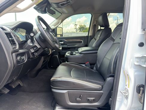 Used 2024 RAM 2500 Laramie w/ Safety Group AWD/4WD image 21
