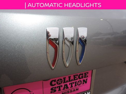 Used 2024 Buick Envision Sport Touring AWD/4WD image 12