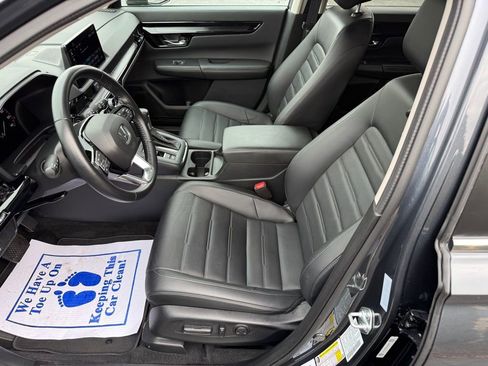 Used 2025 Honda CR-V EX-L image 11