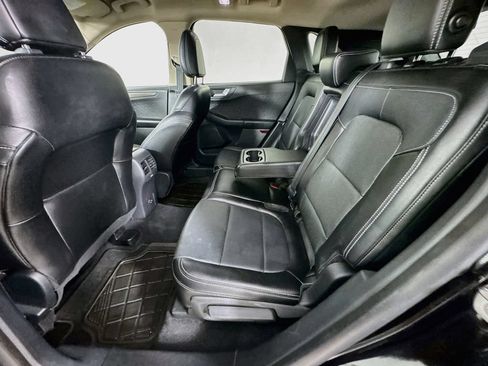 Used 2020 Ford Escape Titanium AWD/4WD image 28