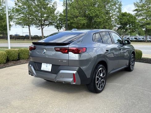 Certified 2026 BMW X2 xDrive28i AWD/4WD image 5